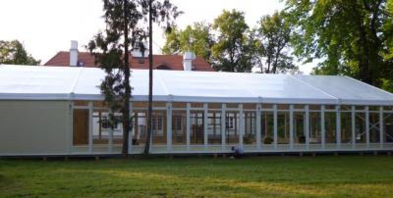 Hala-festivități Many k/Tarczyna