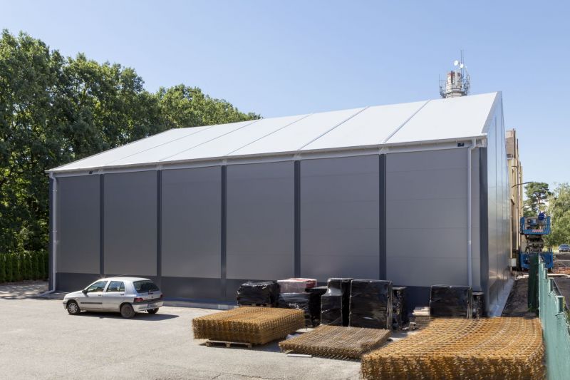 Hala-depozit Hradec Kralove