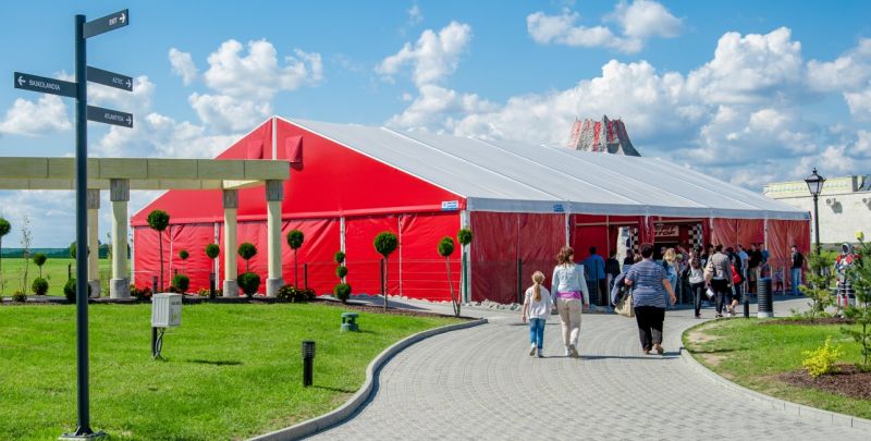 Hala-festivități Zator